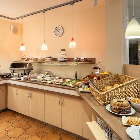 Hotel Montana Diemelstadt Extérieur photo